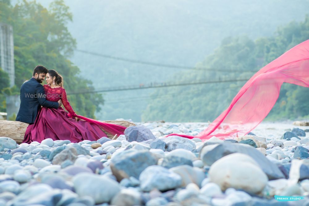 Photo From Arun & Khushi Pre Wedding - By Premix Studio