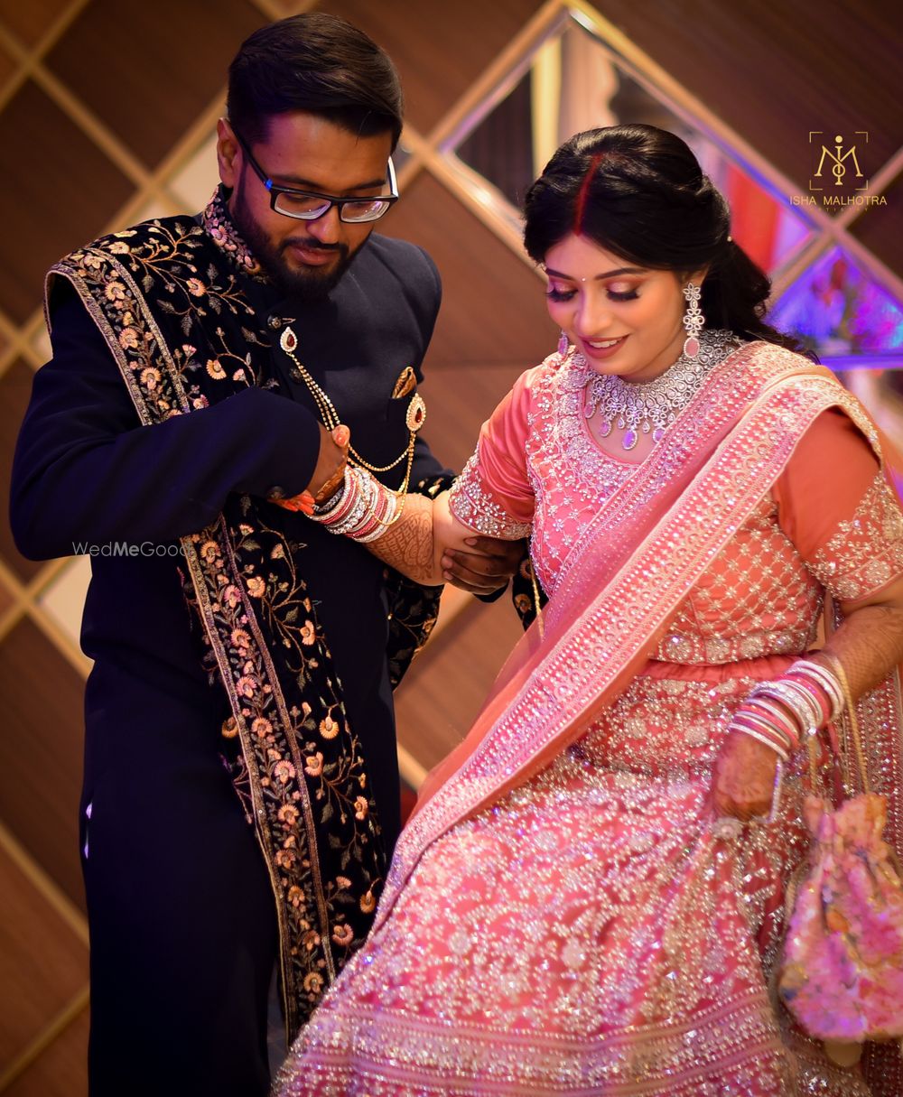 Photo From Engagement Cocktail and Reception Looks - By Isha Malhotra Artistry 