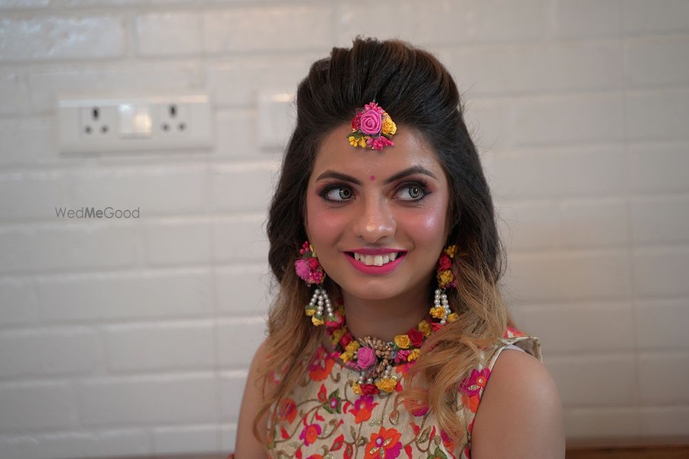 Photo From mehandi look - By Makeup Tales by Mukta