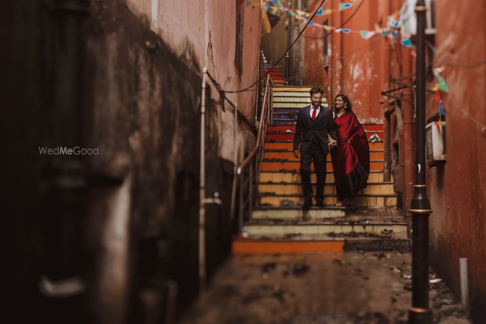 Photo From Mrugesh X Pooja Prewedding - By Hardikradiaphotography