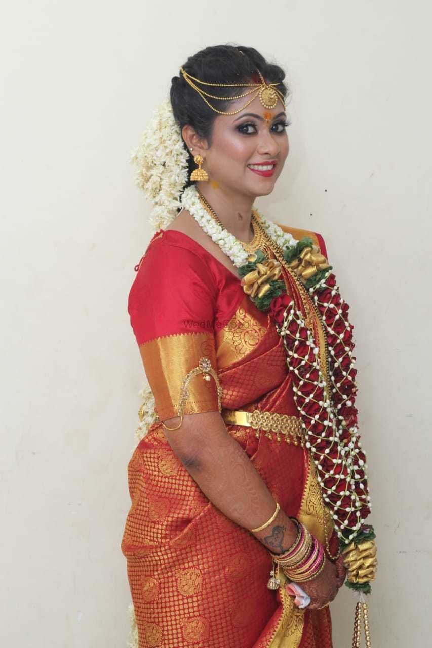 Photo From Pradnya's wedding - By Sneha SK Makeovers
