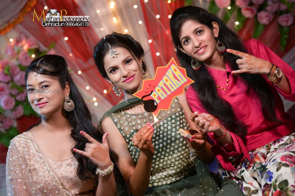 Photo From Mehndi Function - By Maithani Photography