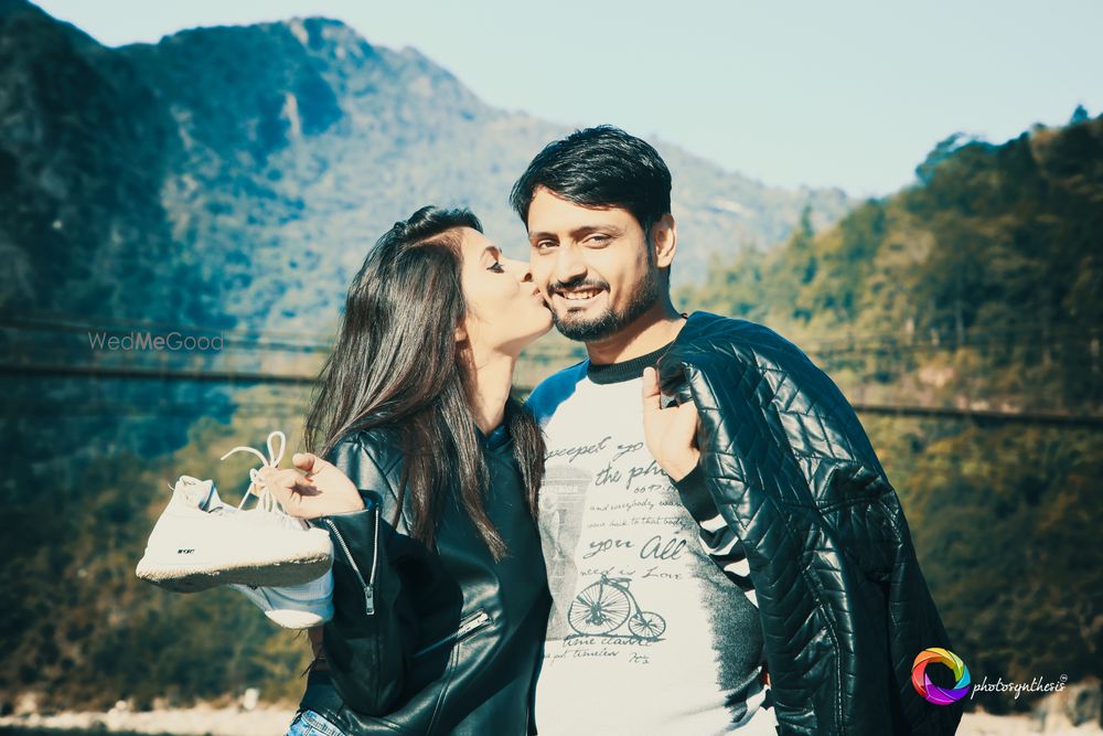 Photo From Pre-Wedding - Akshat & Pallavi - By Photosynthesis Photography Services