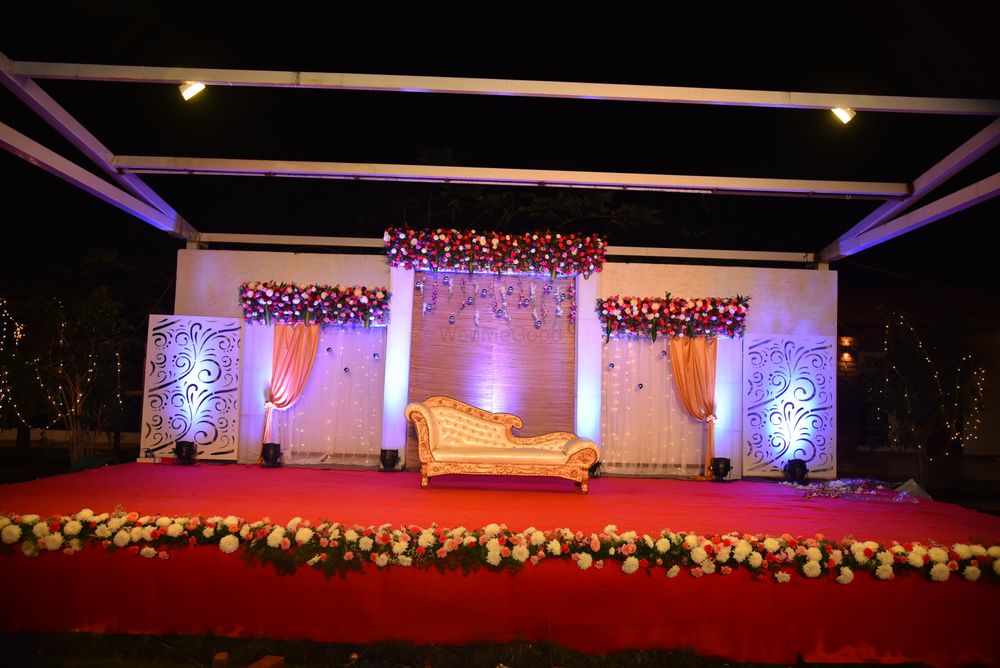 Photo From Indoor Wedding Theme Decor - By Blooming Flower Events