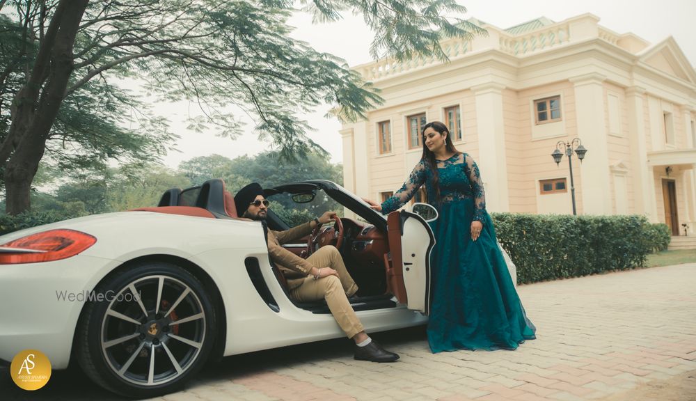 Photo From Prabhleen & Savneet Pre-wedding - By The Knotty Weds