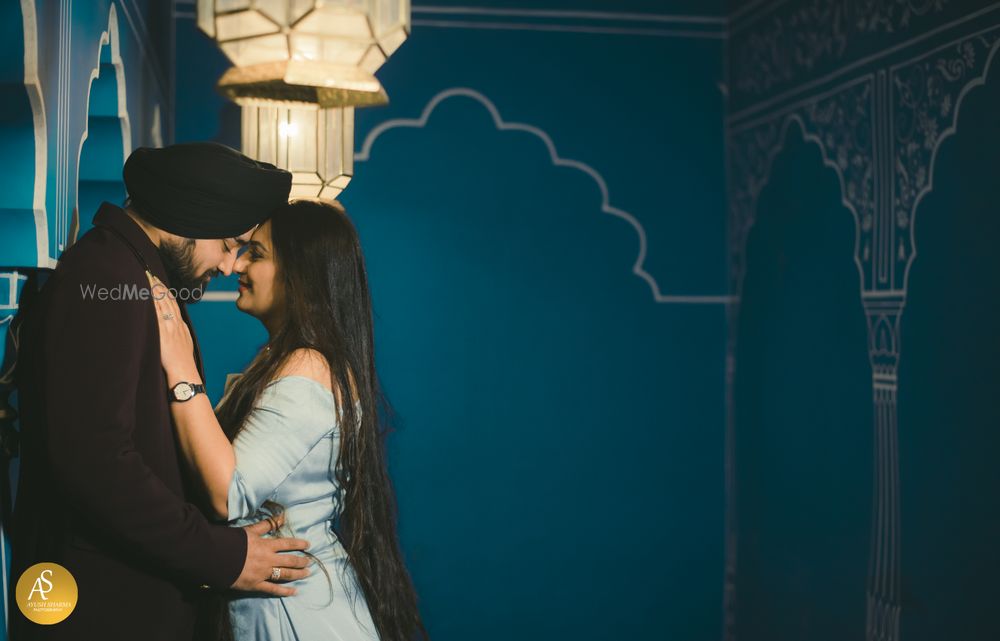 Photo From Prabhleen & Savneet Pre-wedding - By The Knotty Weds