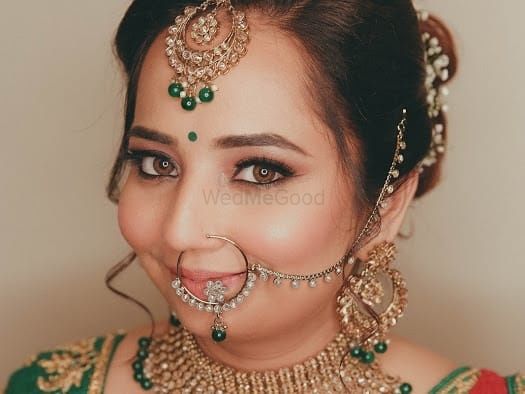 Photo From Bride Madhavi  - By Aksha Shah Mehendi Designer