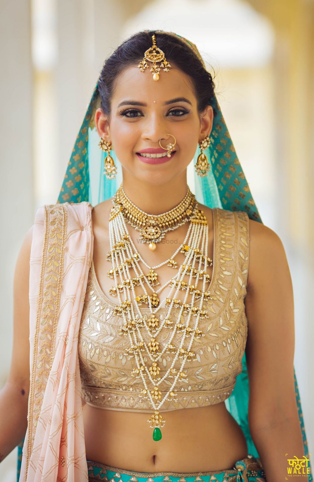 Photo of White and Gold Bridal Jewellery with Pearl Satlada