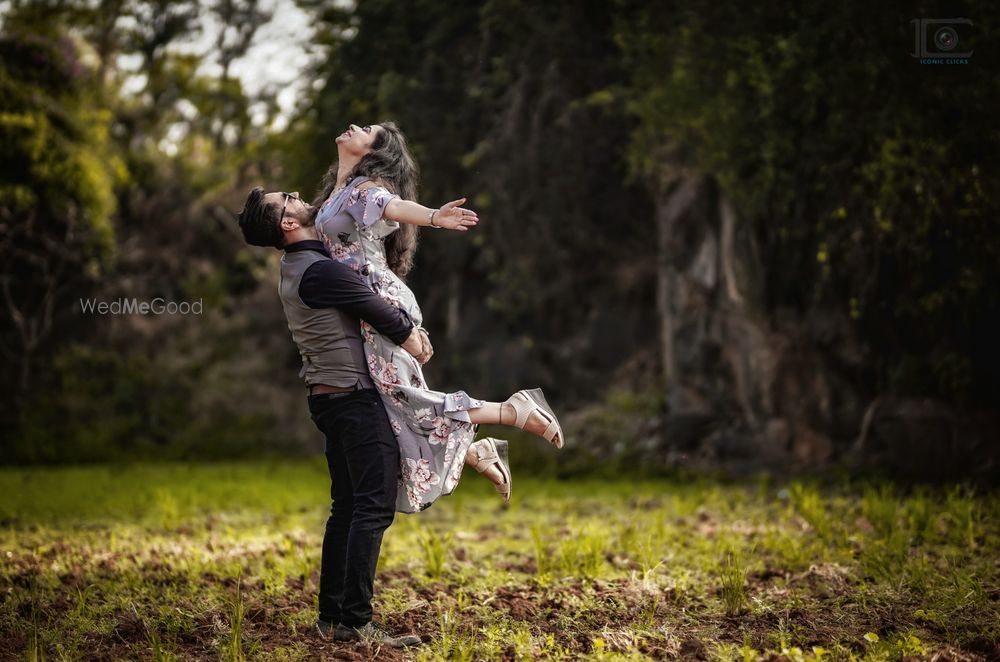 Photo From D+V Pre Wedding - By Iconic Clicks Photography & Events