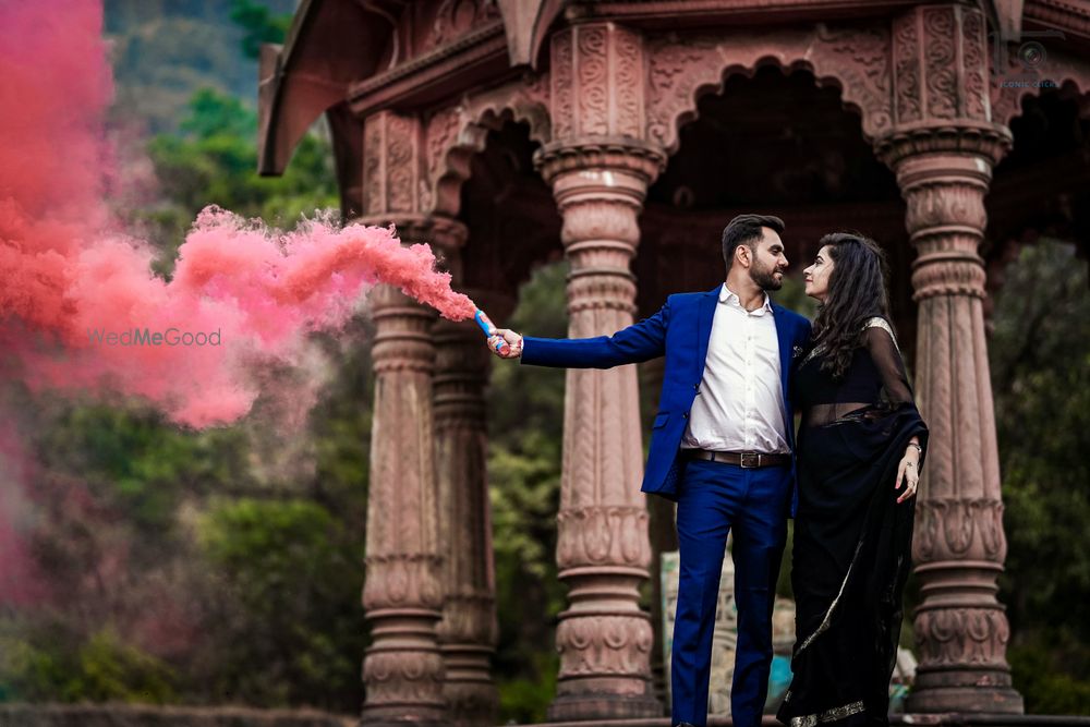 Photo From D+V Pre Wedding - By Iconic Clicks Photography & Events