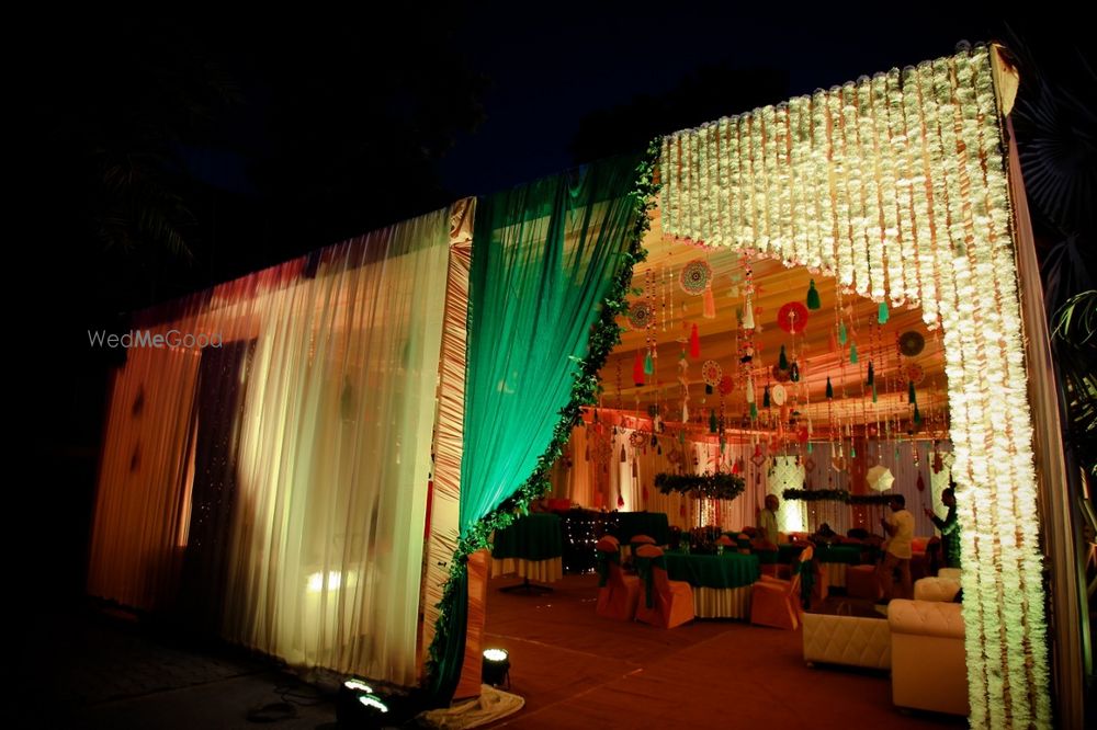 Photo From White and Sea Green Mehndi - By The Bride's Maid- A Luxury Wedding Designing & Planning Company