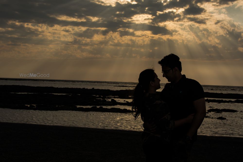 Photo From pre wedding - By Vivah Knots Photography