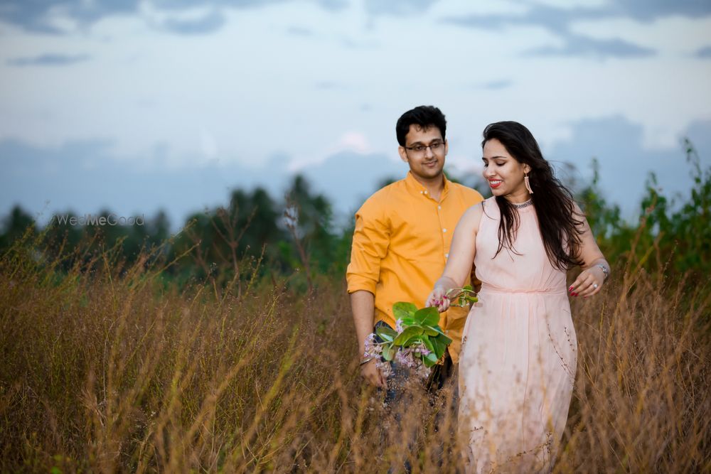 Photo From pre wedding - By Vivah Knots Photography