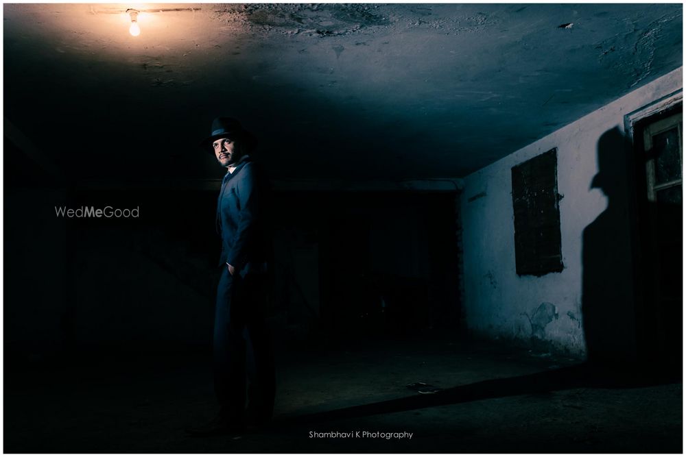 Photo From Noir-inspired Post-wedding shoot - By Shambhavi K Photography