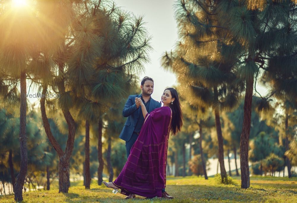 Photo From Pre Wedding - By H D R I Studio