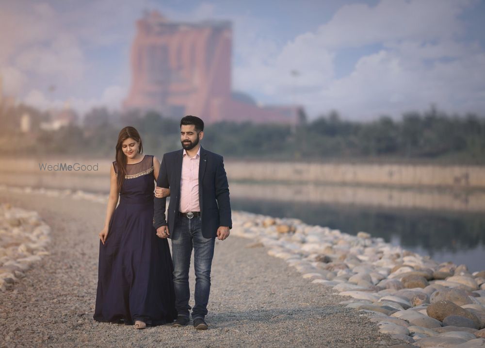 Photo From Pre Wedding - By H D R I Studio