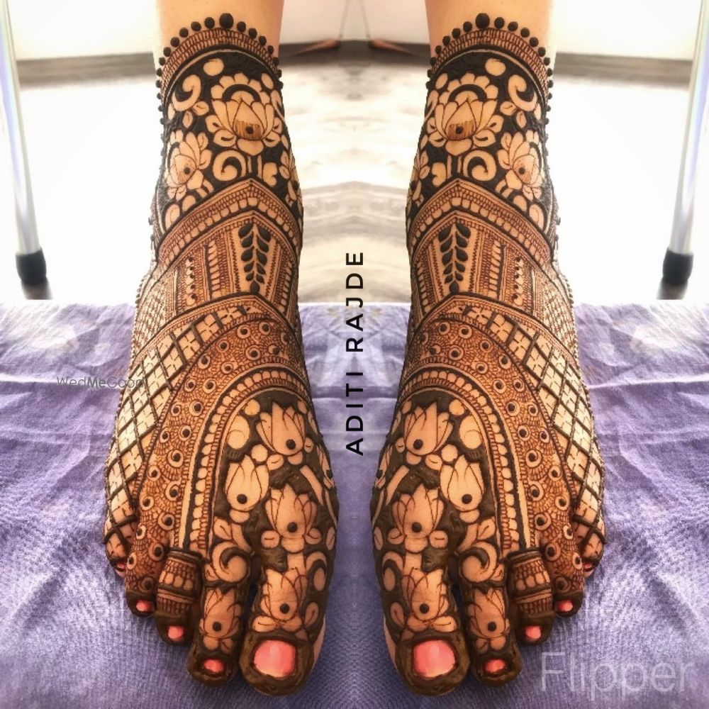 Photo From Legs Designs - By Aditis Mehendi Art