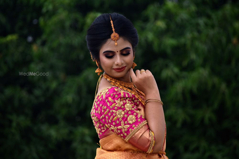 Photo From Traditional look - By Dhakshayni Radhakrishnan Makeovers