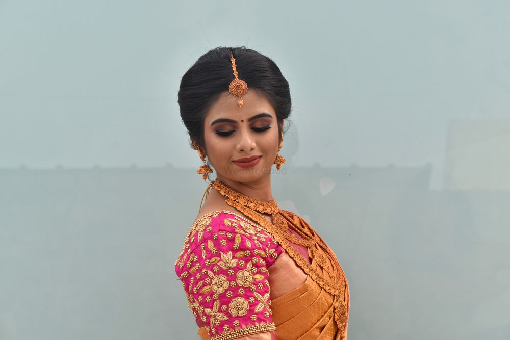 Photo From Traditional look - By Dhakshayni Radhakrishnan Makeovers