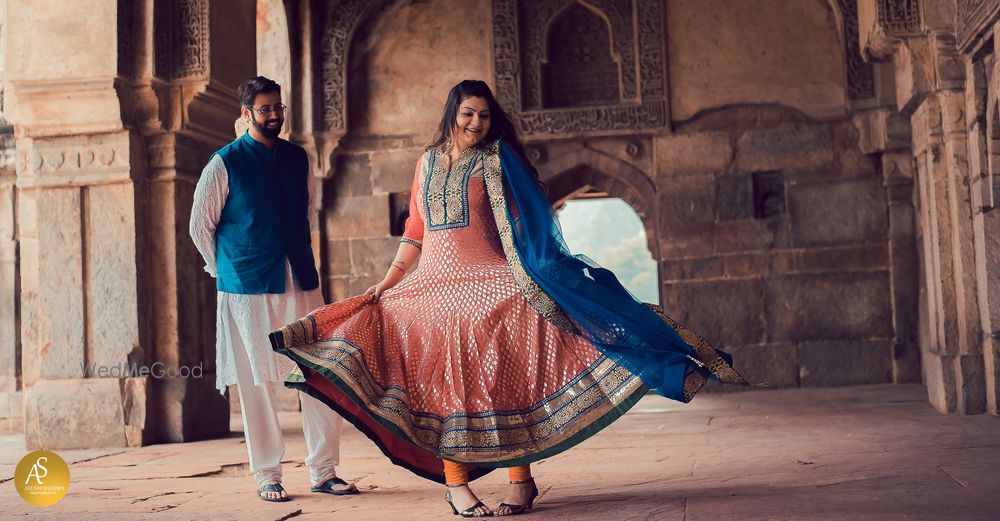 Photo From Upanya & Ishaan Pre-wedding - By The Knotty Weds