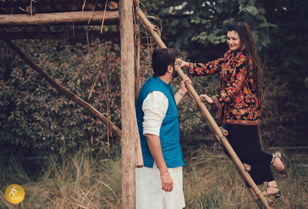 Photo From Upanya & Ishaan Pre-wedding - By The Knotty Weds