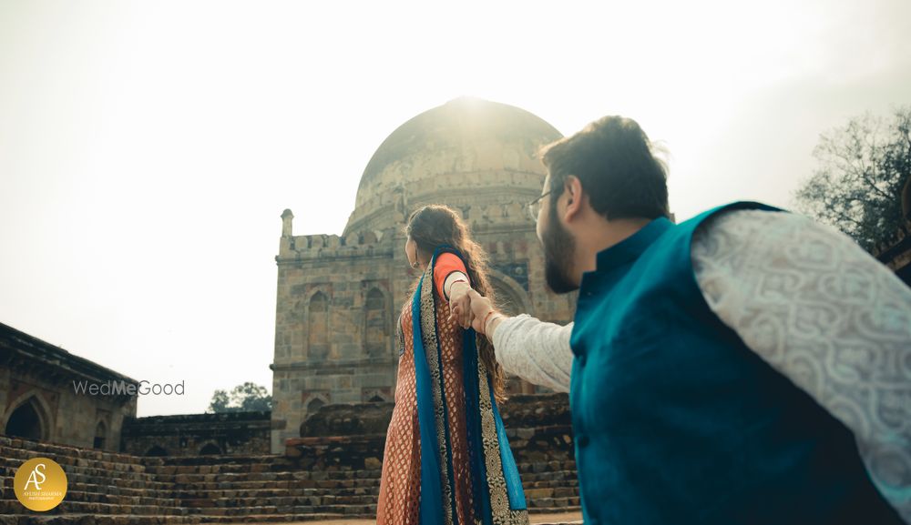 Photo From Upanya & Ishaan Pre-wedding - By The Knotty Weds