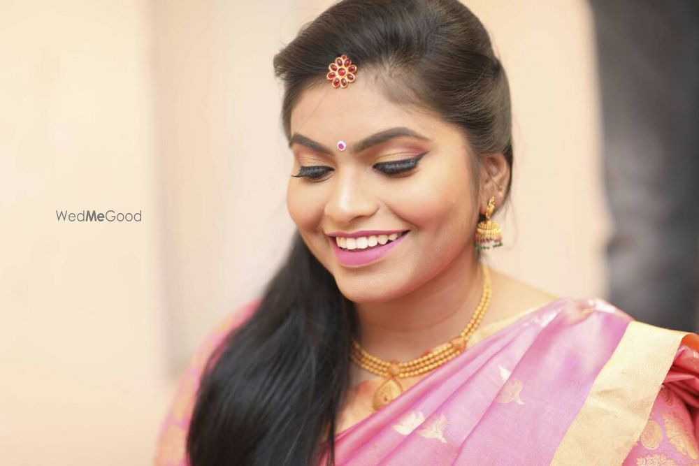 Photo From Simple Party Look - By Palette Affaire by Preethi 