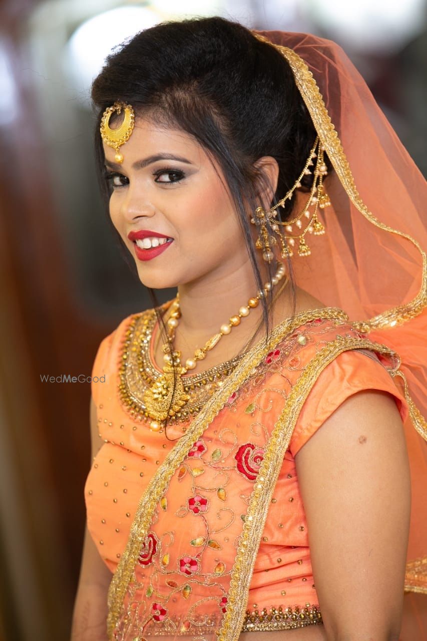 Photo From Bride Varsha Agarwal - By Makeup by Bulbul Varshney