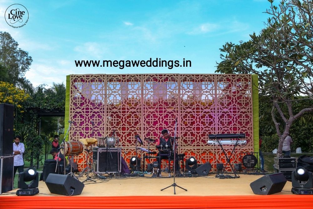 Photo From Traditional Punjabi Mehendi Outdoor - By Mega Weddings