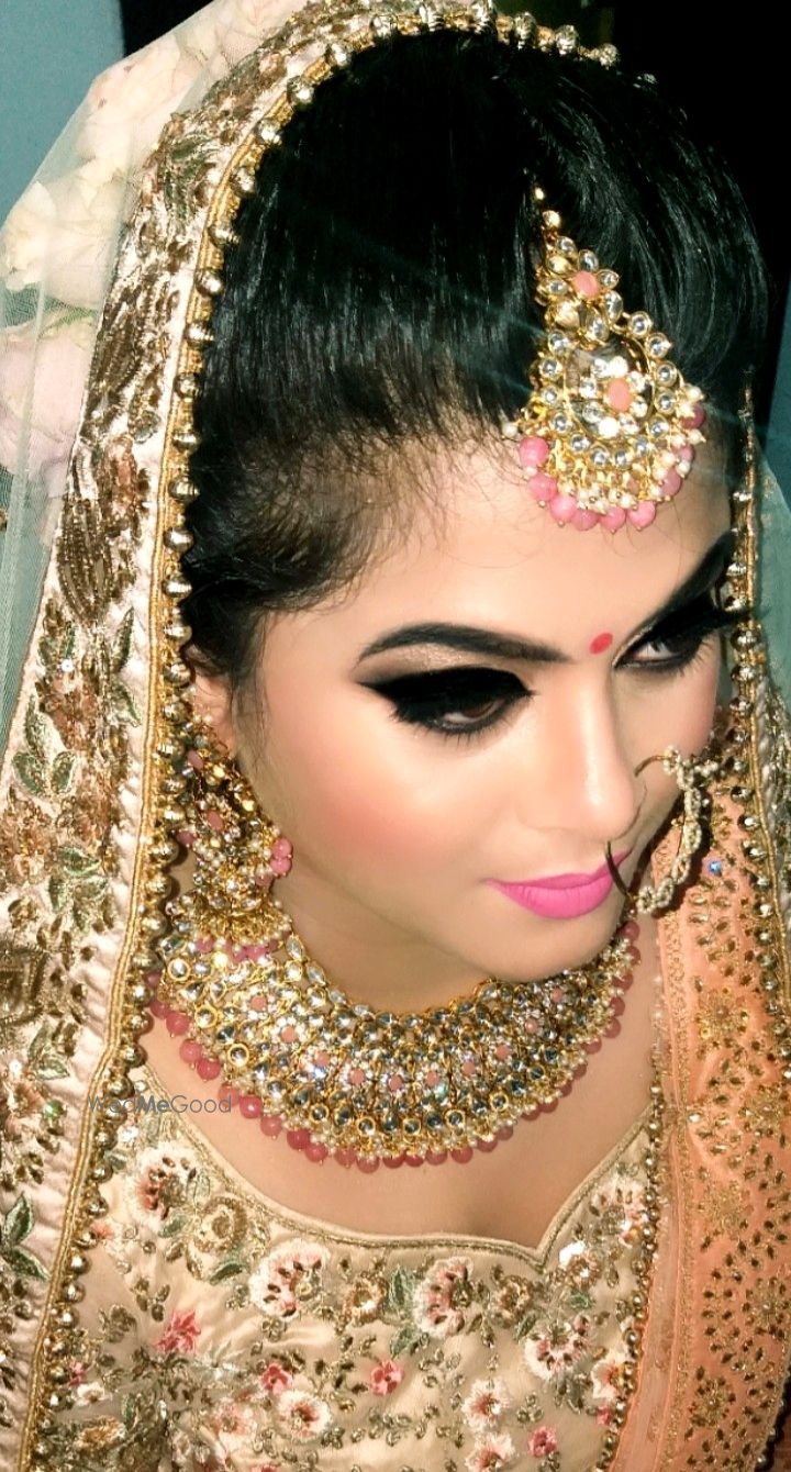 Photo From SHoNaLi'S Bridal Makeup @Bbsr - By Makeup by Moblina