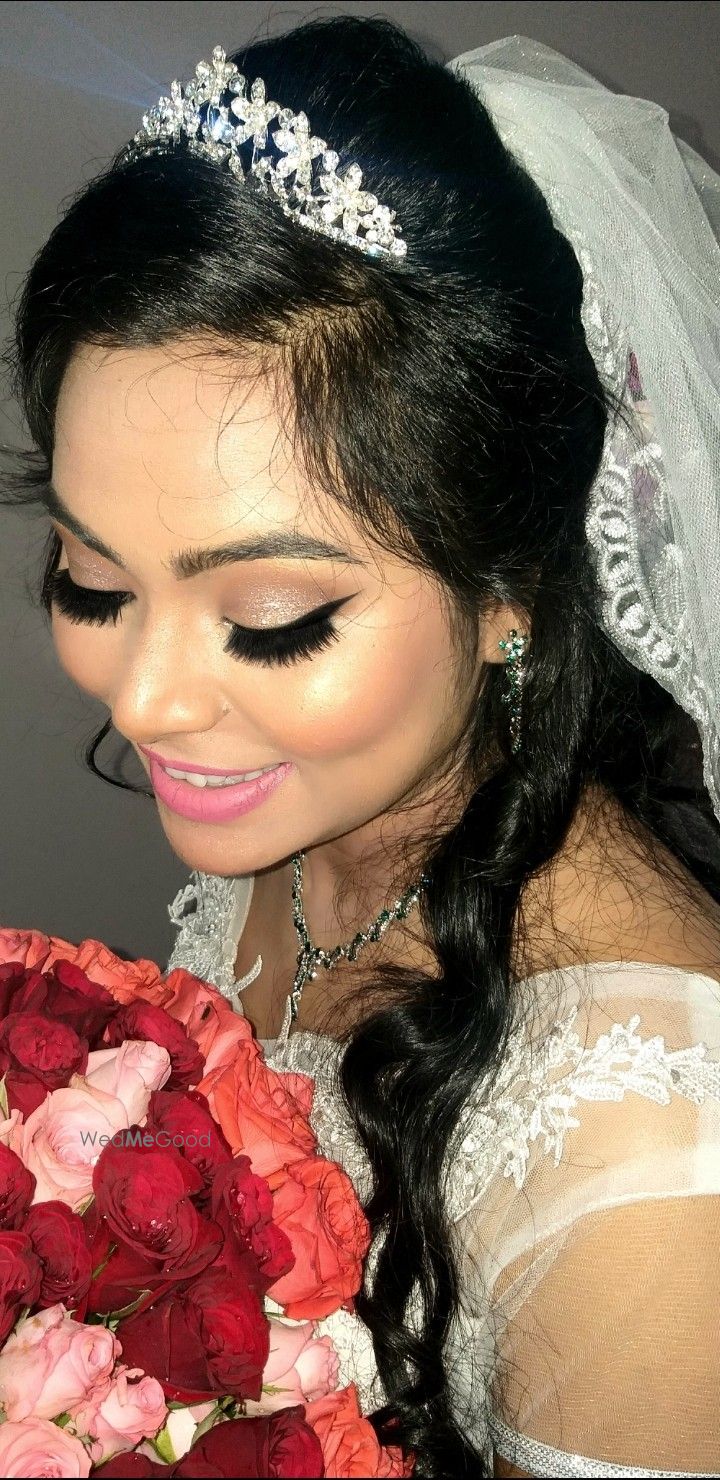 Photo From ReBeCCa'S WeDDinG MakeUp @Bbsr - By MOBLINA MAKEUP STUDIO