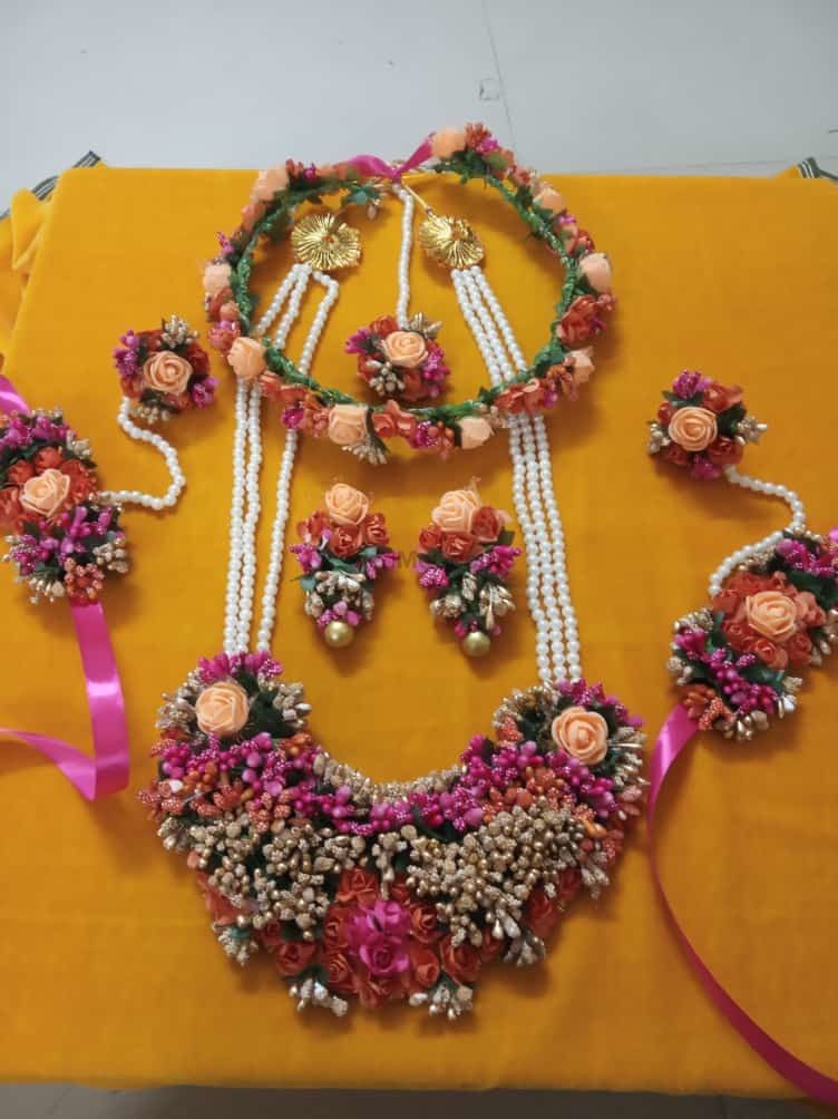 Photo From floral jewellery - By Elegance Wedding Wraps by Khushboo Jain