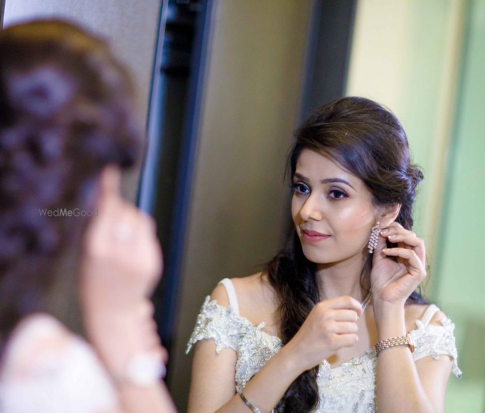 Photo From White Engagement Ready - By Roopali Agrawal Make Up Artist