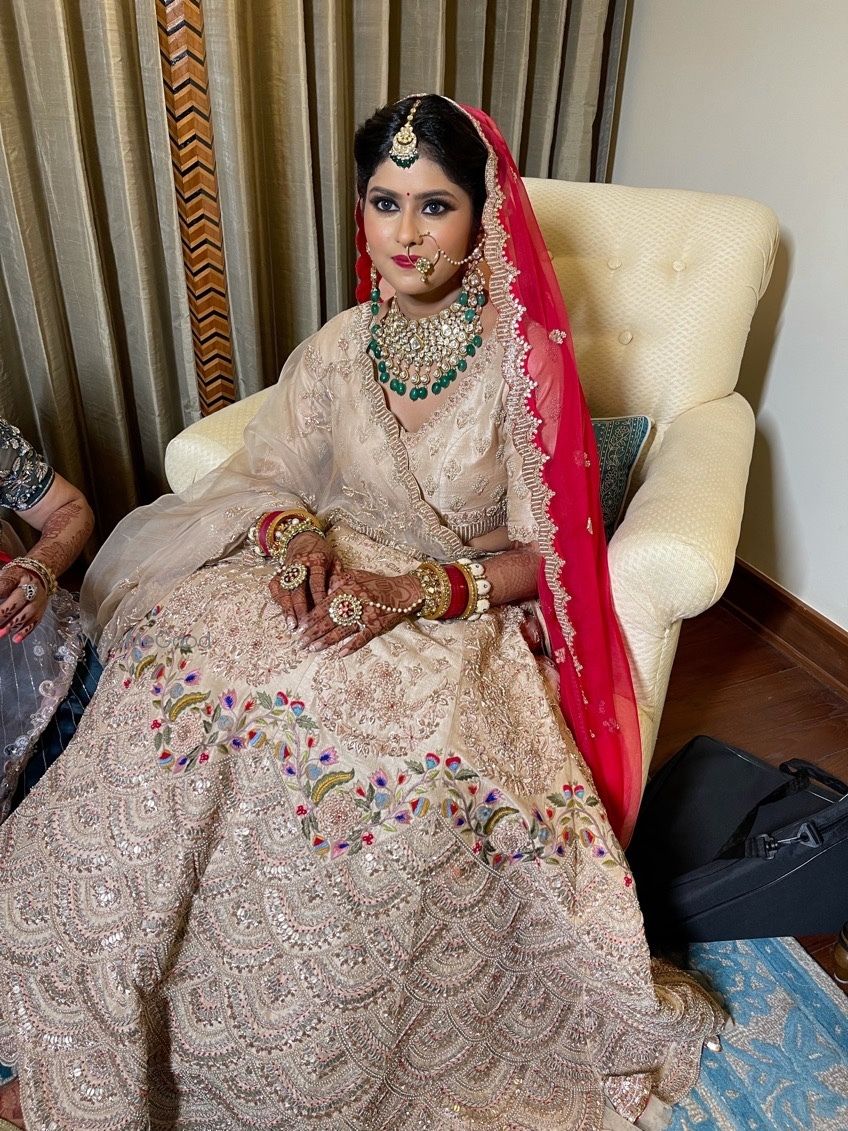 Photo From Wedding Bridal Makover  - By Make up by Shriya Pardal