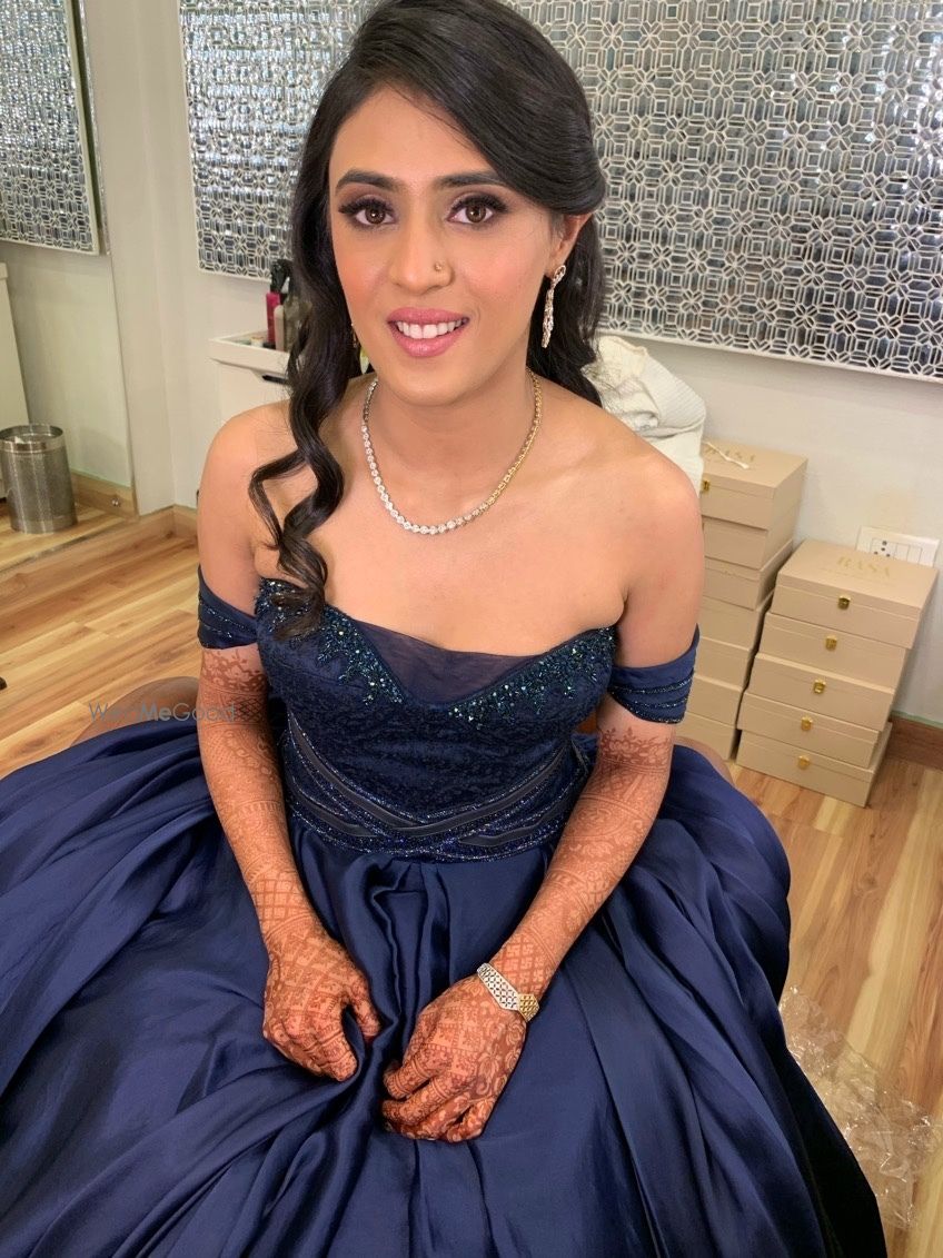 Photo From Sangeet/Engagement/Cocktails or Carnival Bridal Makeover - By Make up by Shriya Pardal