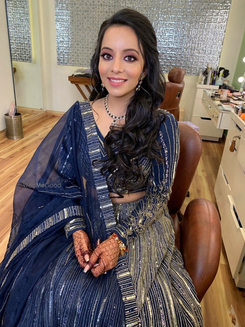 Photo From Sangeet/Engagement/Cocktails or Carnival Bridal Makeover - By Make up by Shriya Pardal