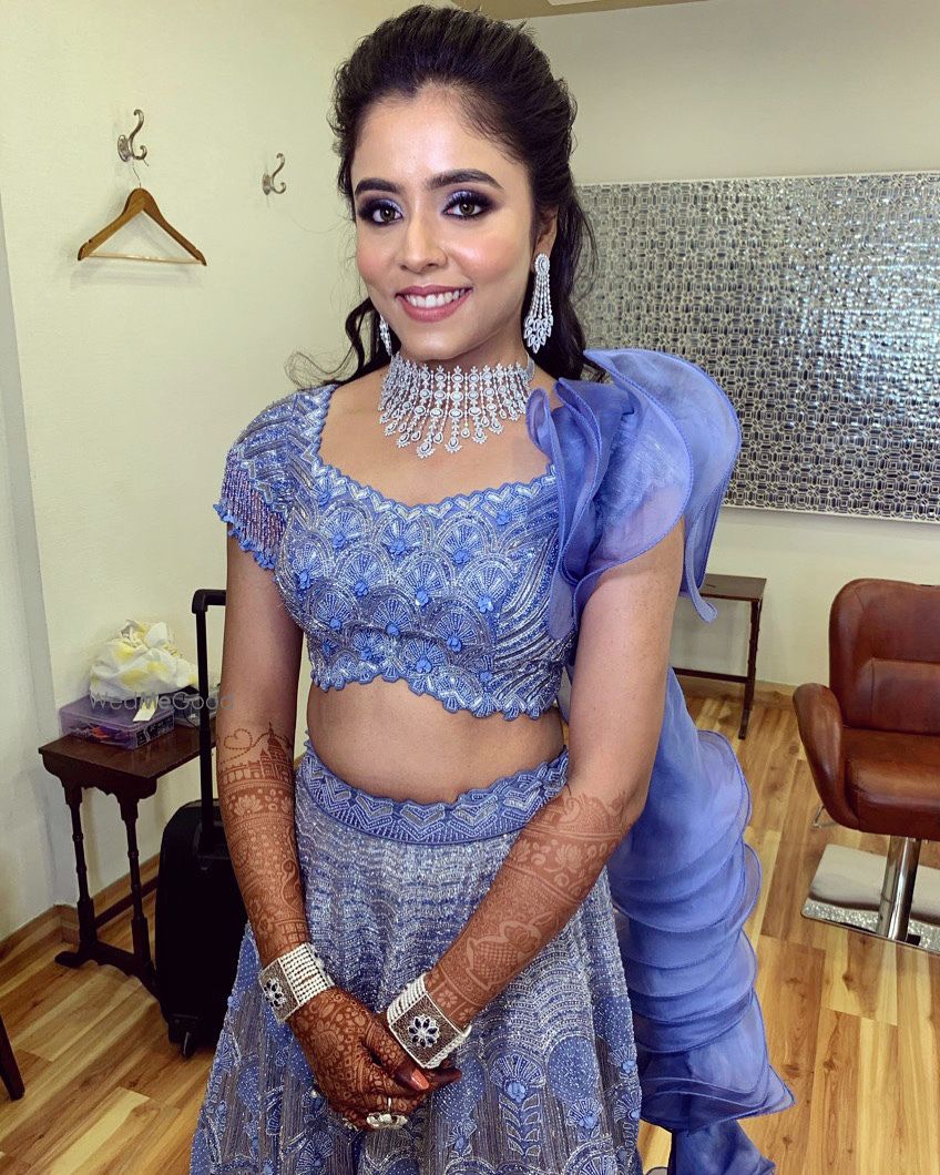 Photo From Sangeet/Engagement/Cocktails or Carnival Bridal Makeover - By Make up by Shriya Pardal