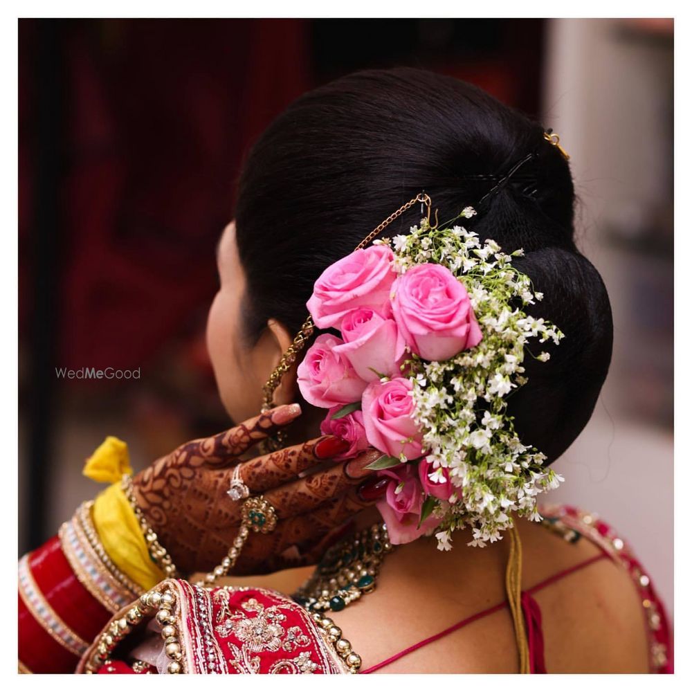 Photo From HAIRSTYLE - By Bridal Makeup by Bhaavya Kapur