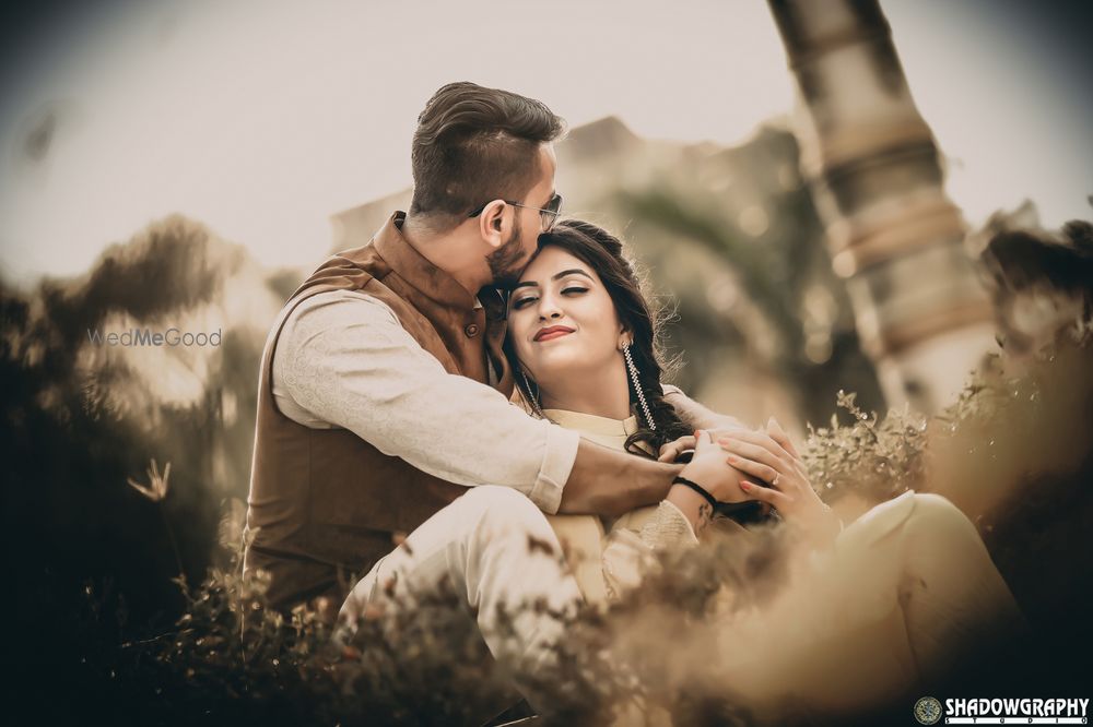 Photo From AAYUSHI + DEVESH PRE WEDDING SHOOT - By Shadowgraphy Studio