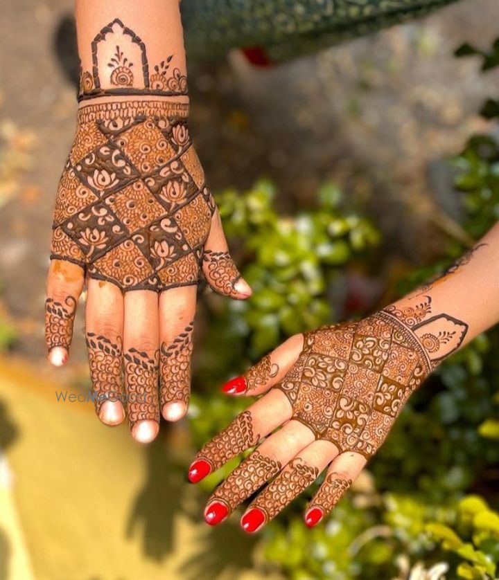 Photo From Floral Designs  - By Deepa Mehendi Artist