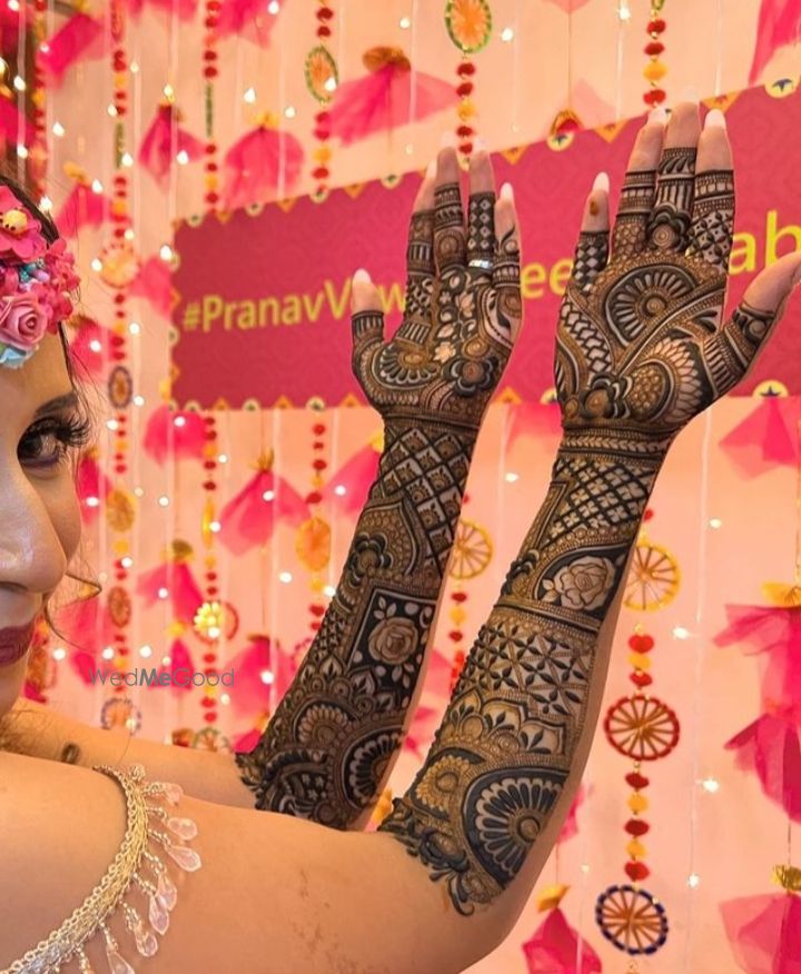 Photo From Floral Designs  - By Deepa Mehendi Artist