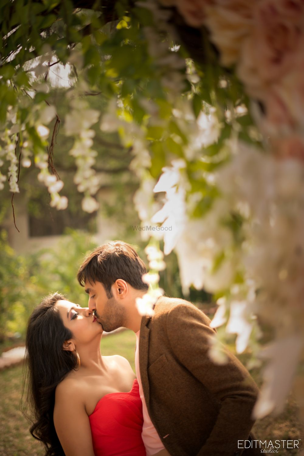 Photo From Deepak & Dipika Pre wedding - By Editmaster Studios