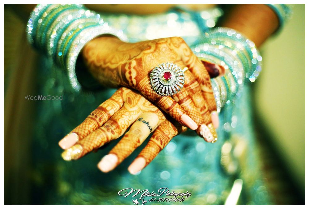 Photo From Engagement Bride, Misha - By Gunjan Dipak Makeovers