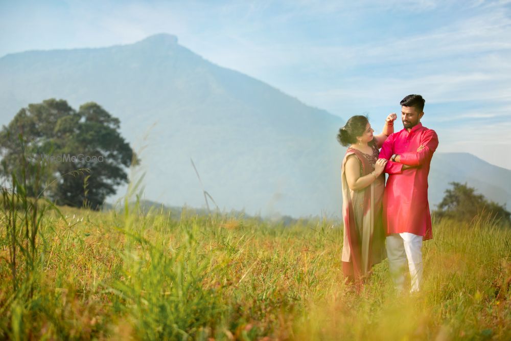 Photo From pre wedding - By Vivah Knots Photography