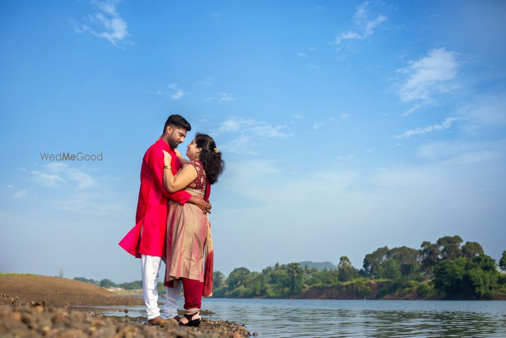 Photo From pre wedding - By Vivah Knots Photography