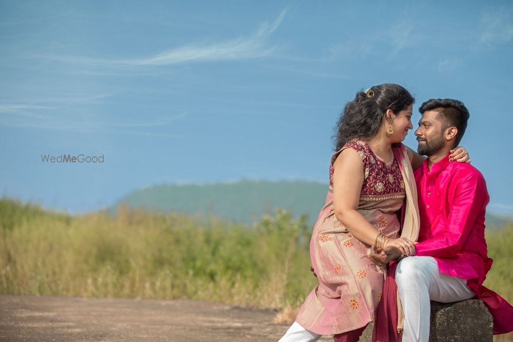 Photo From pre wedding - By Vivah Knots Photography