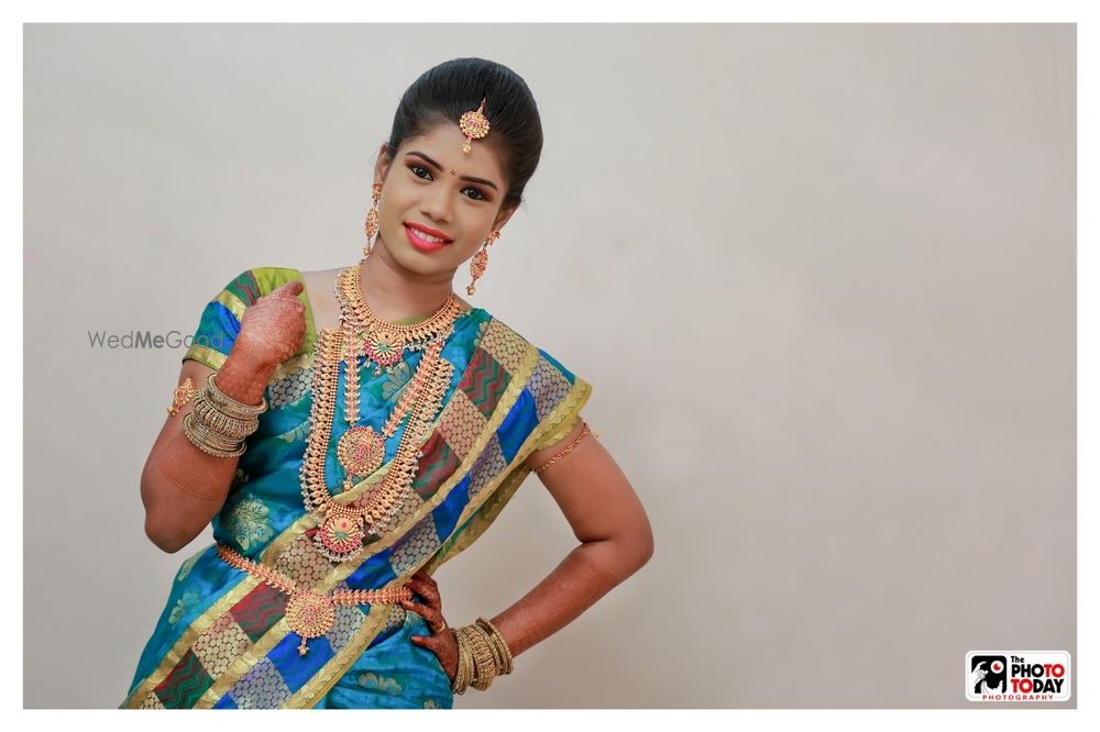 Photo From Vani’s Engagement Makeover  - By Blushh Makeup and Hair