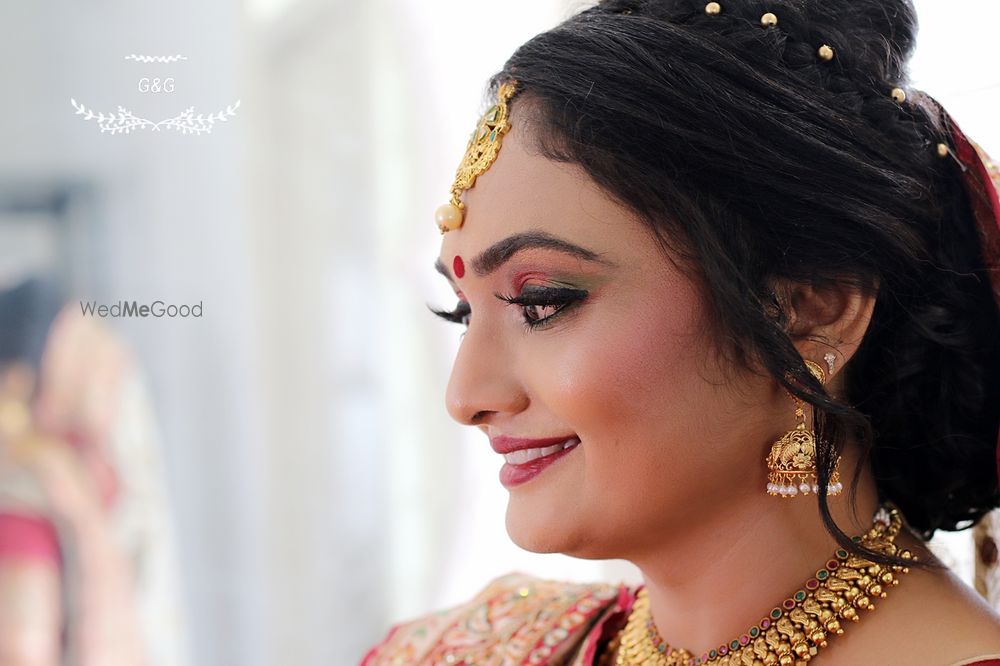 Photo From Airbrush Bridal makeup - By Grace & Glamour