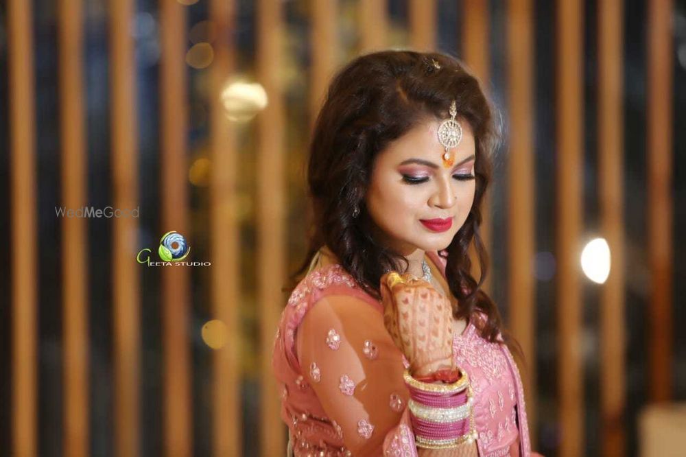 Photo From Enagagement Look - By Meenakshi Makeovers