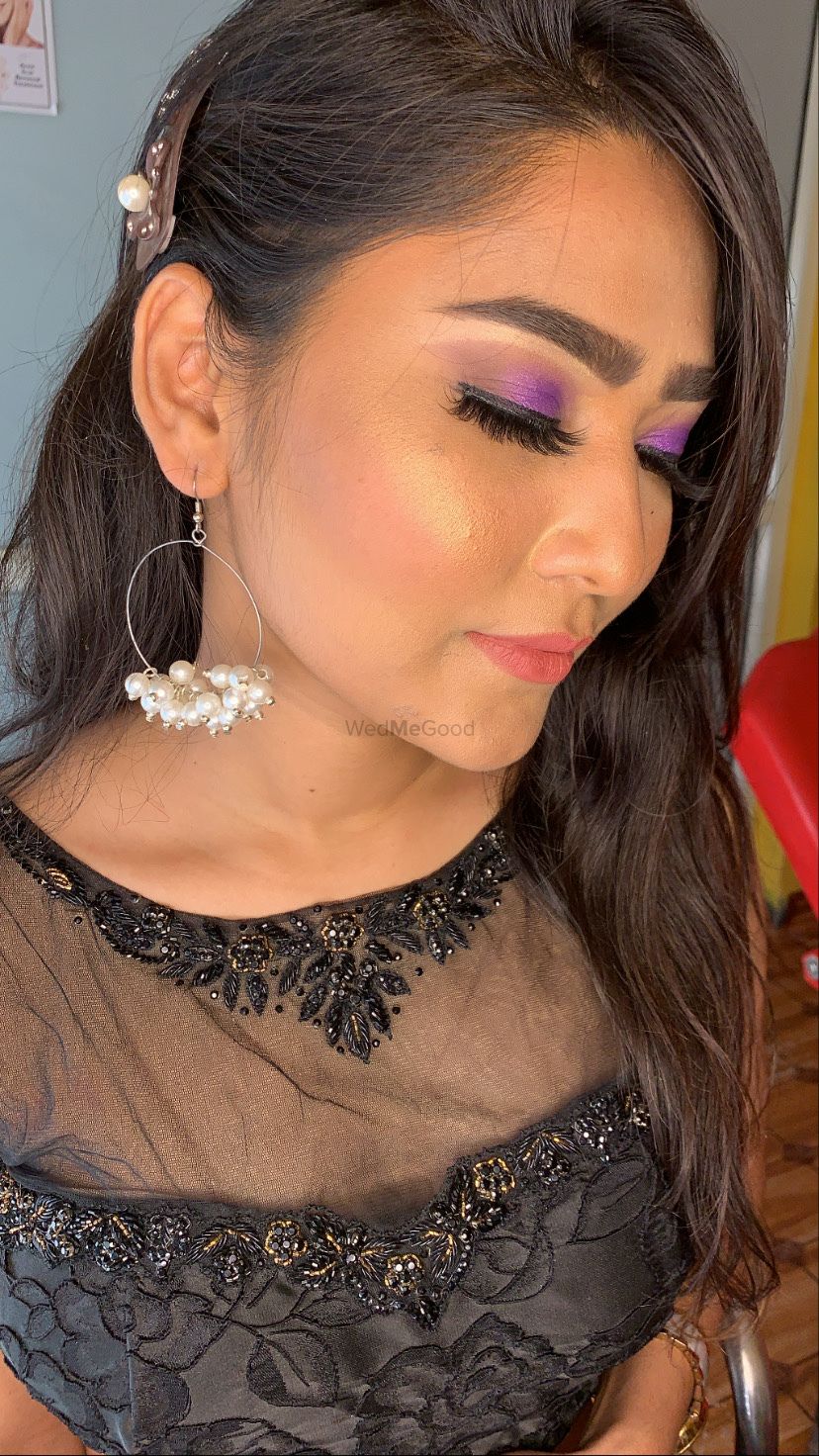 Photo From Sangeet Makeup Look - By Aayushi Makeovers